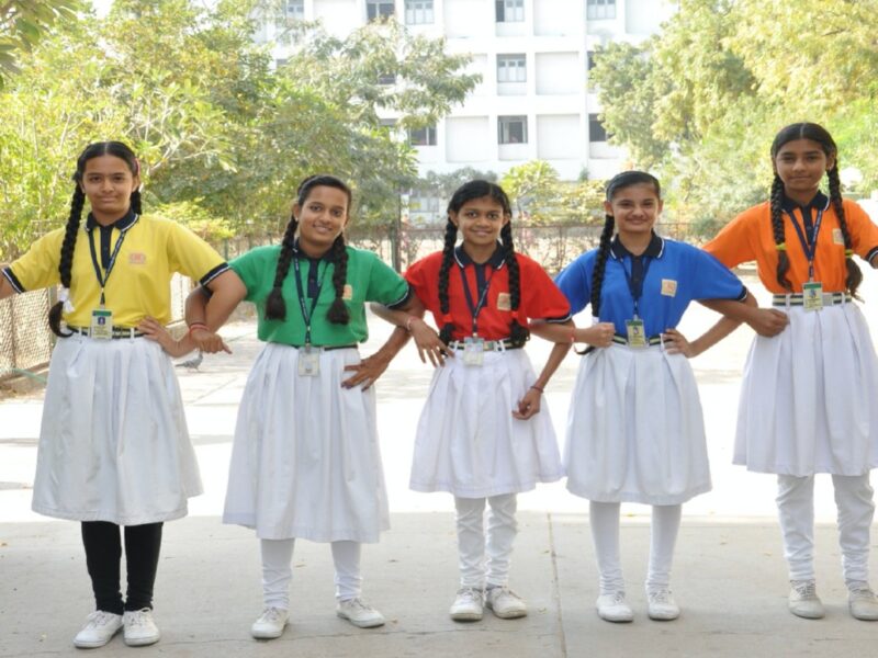 girls uniform